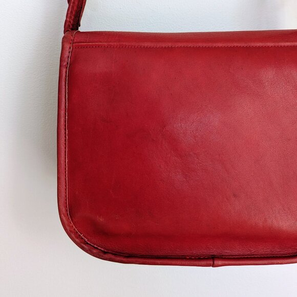 Vintage Coach NYC Small Shoulder Bag 9530 Red Larger Variation - Picture 9 of 16